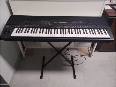 Yamaha PSR-6700