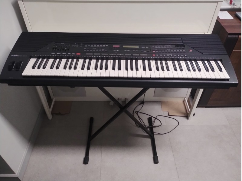 Yamaha PSR-6700
