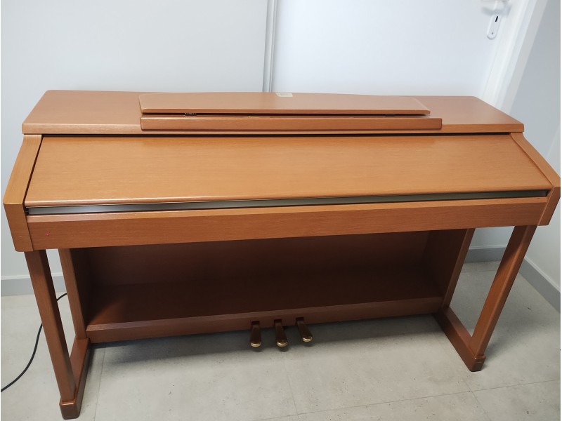 Yamaha Clavinova CLP 150