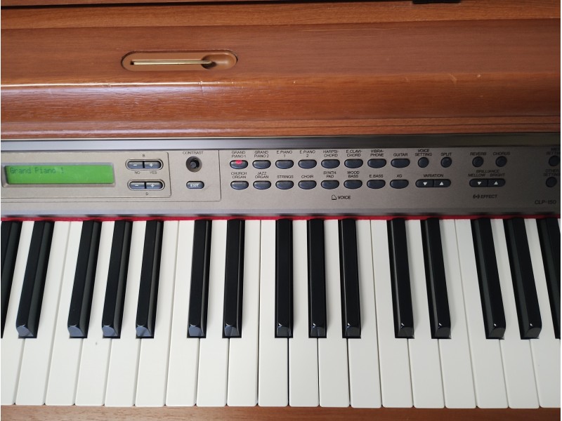 Yamaha Clavinova CLP 150